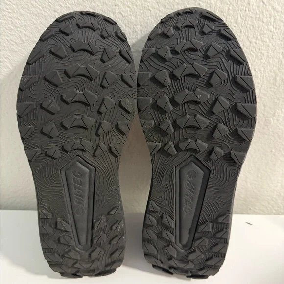 Hi-Tec Men's Black and Silver Athletic Shoes - Picture 7 of 8